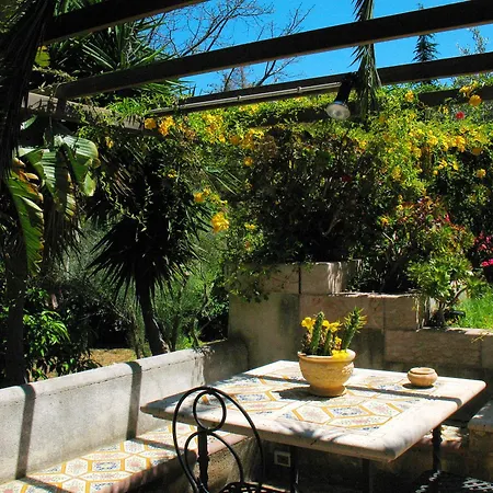 Giardino Degli Ulivi فيلة
